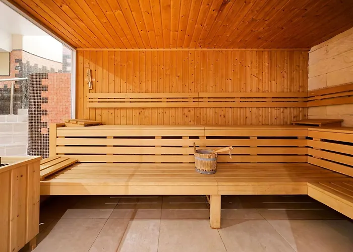 R2 Playa Park 칼라 라트자다