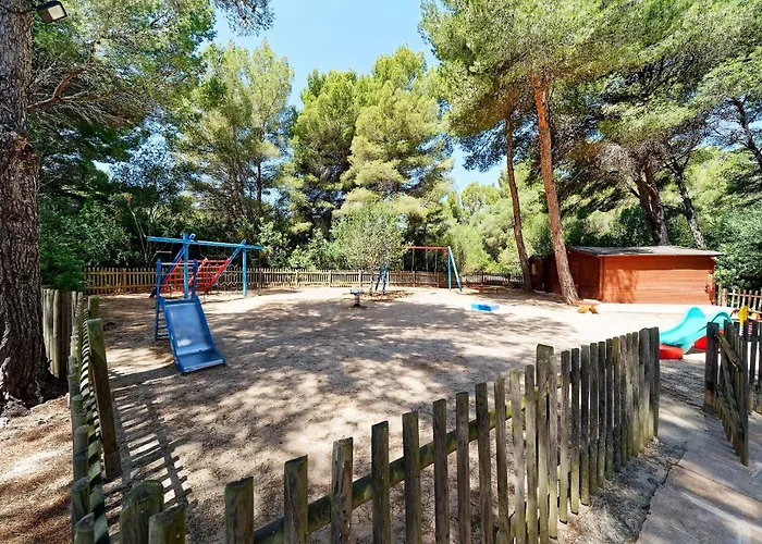 R2 Playa Park 칼라 라트자다