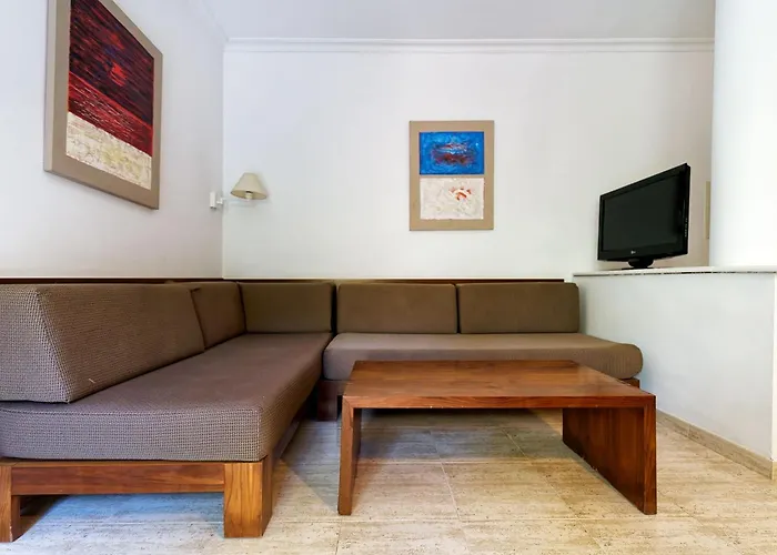 R2 Playa Park 4* 칼라 라트자다