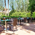 R2 Playa Park