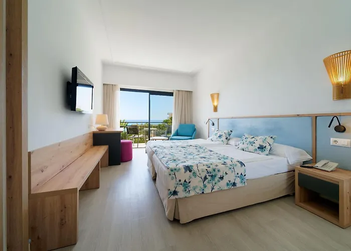 R2 Playa Park Hotel 4*